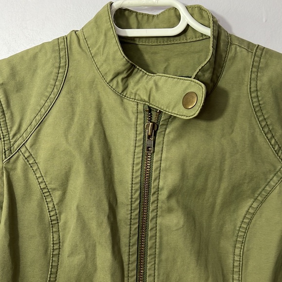 Eddie Bauer Jacket, XS, olive green. 100% cotton - Picture 2 of 6